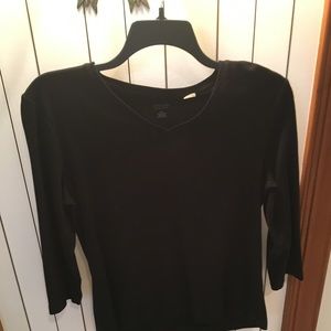 Chico’s black quarter length sleeve top